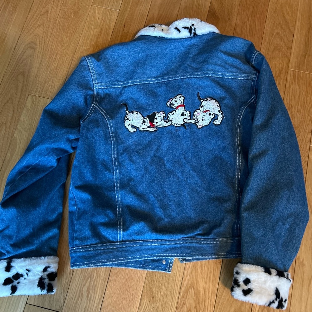Disney jacket coat 101 dalmations vintage jean coat size large L preowned dog